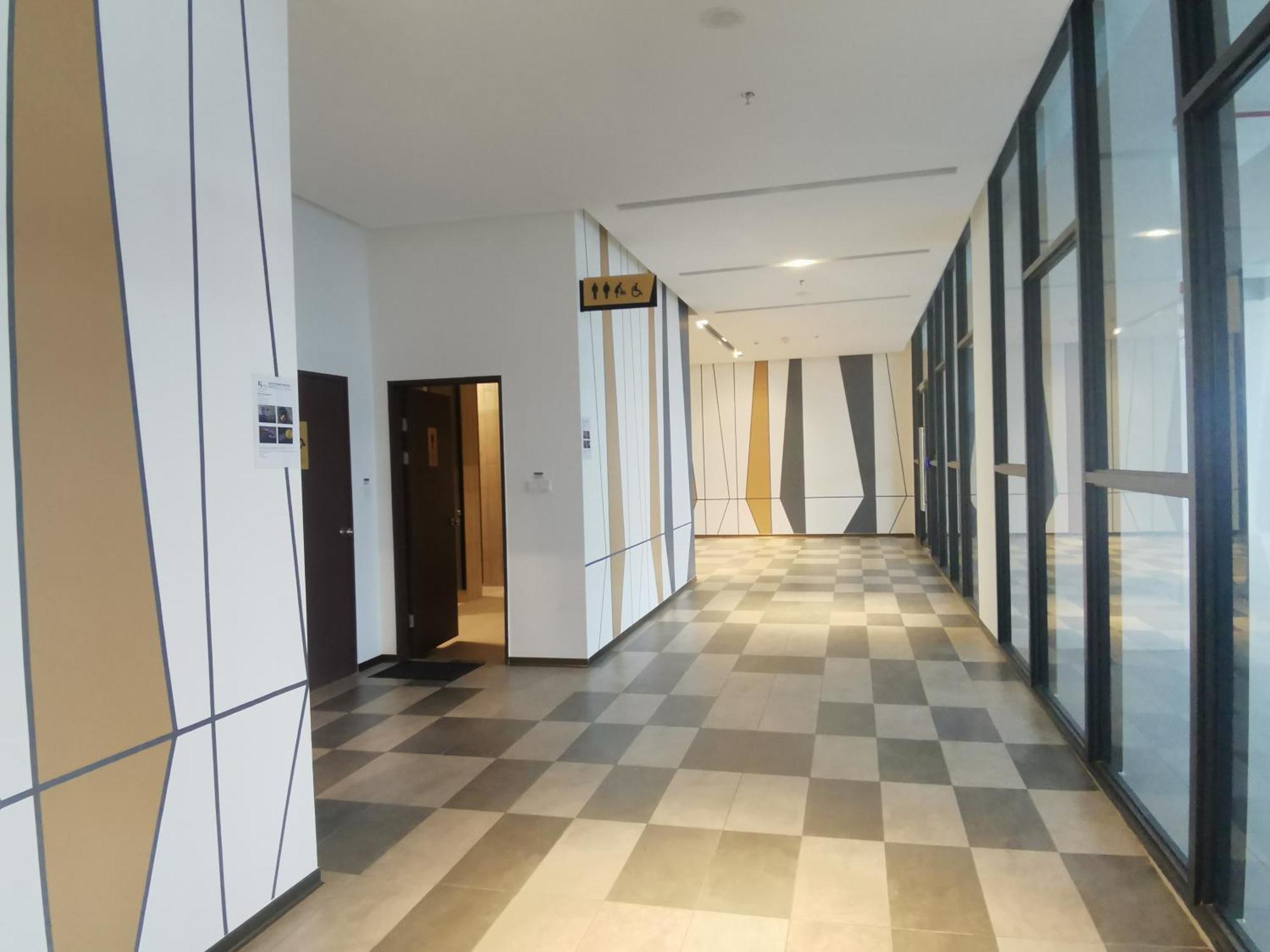 K Avenue B17 House Room Near Airport By Gc Кота Кинабалу Екстериор снимка