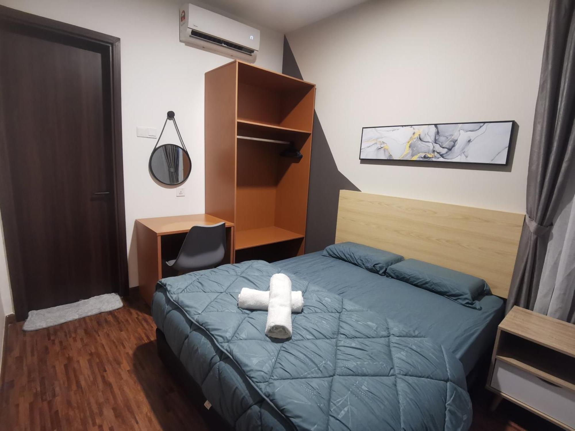 K Avenue B17 House Room Near Airport By Gc Кота Кинабалу Екстериор снимка